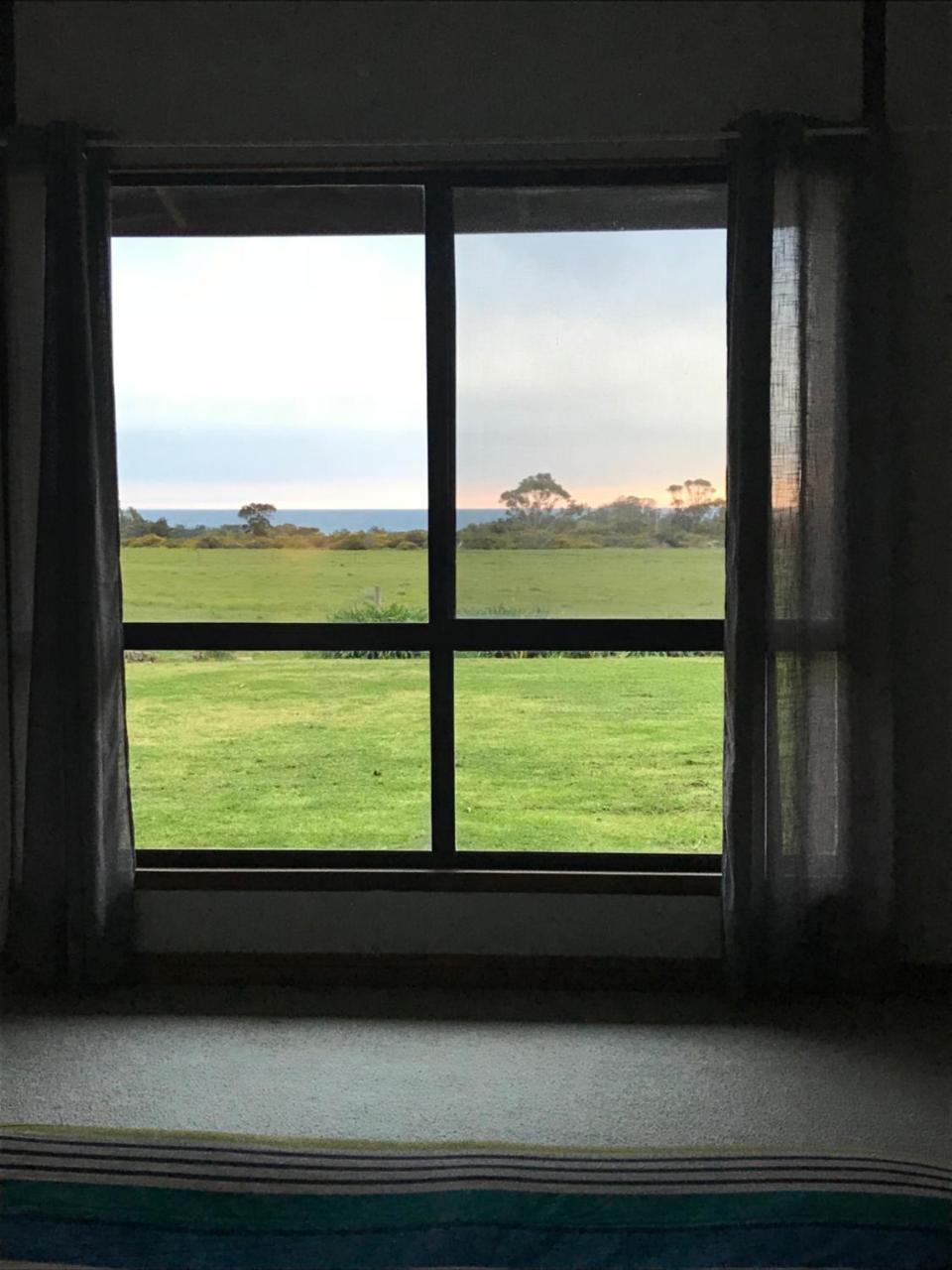 Bee'S Place - 3 Bedroom Home On 10 Acres Of Land With Distant Ocean Views Emu Bay Exterior foto
